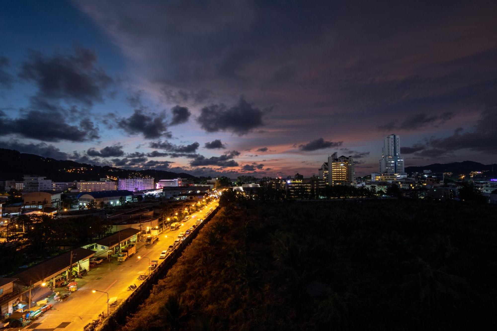 Patong Diamond Hotel エクステリア 写真