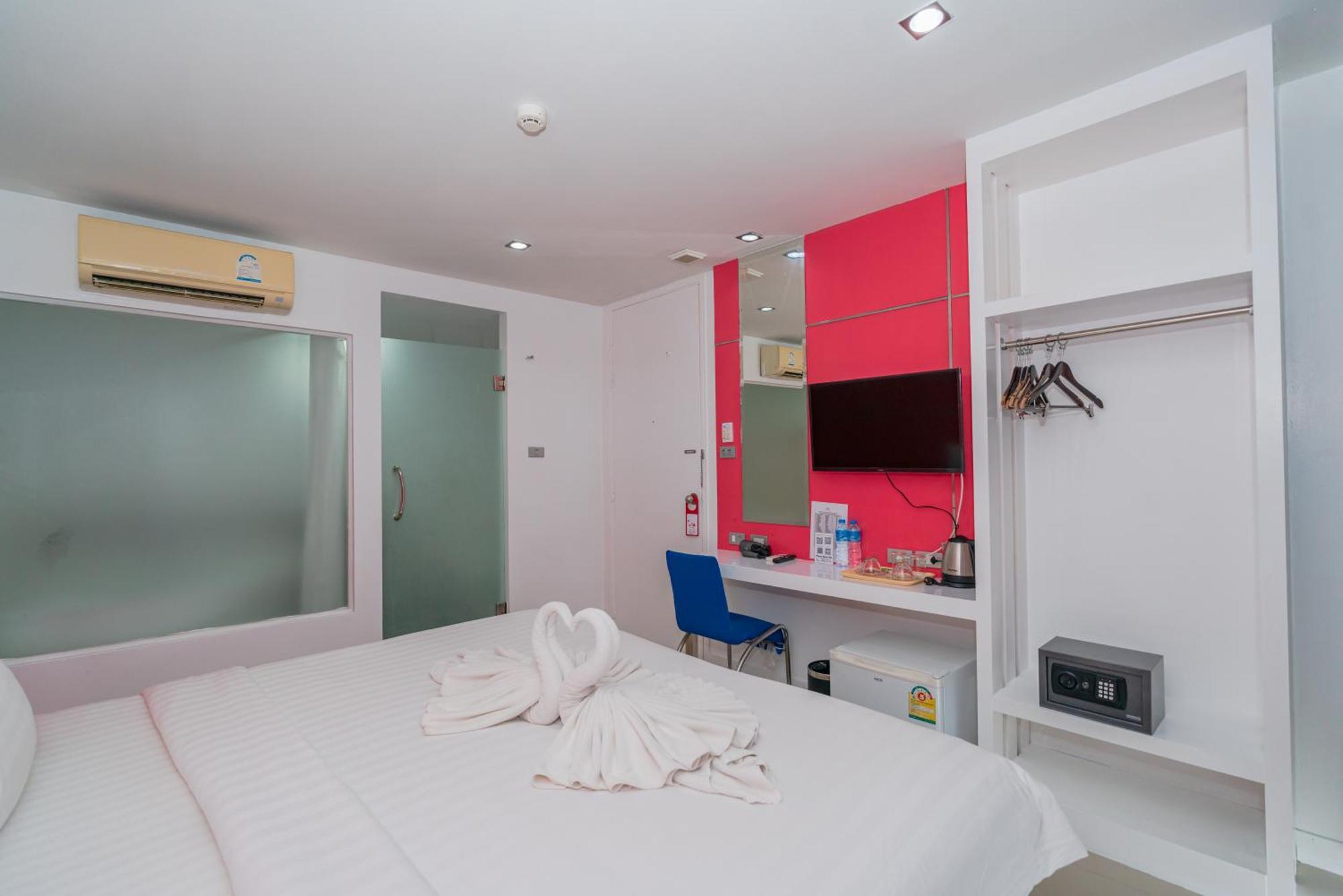 Patong Diamond Hotel エクステリア 写真