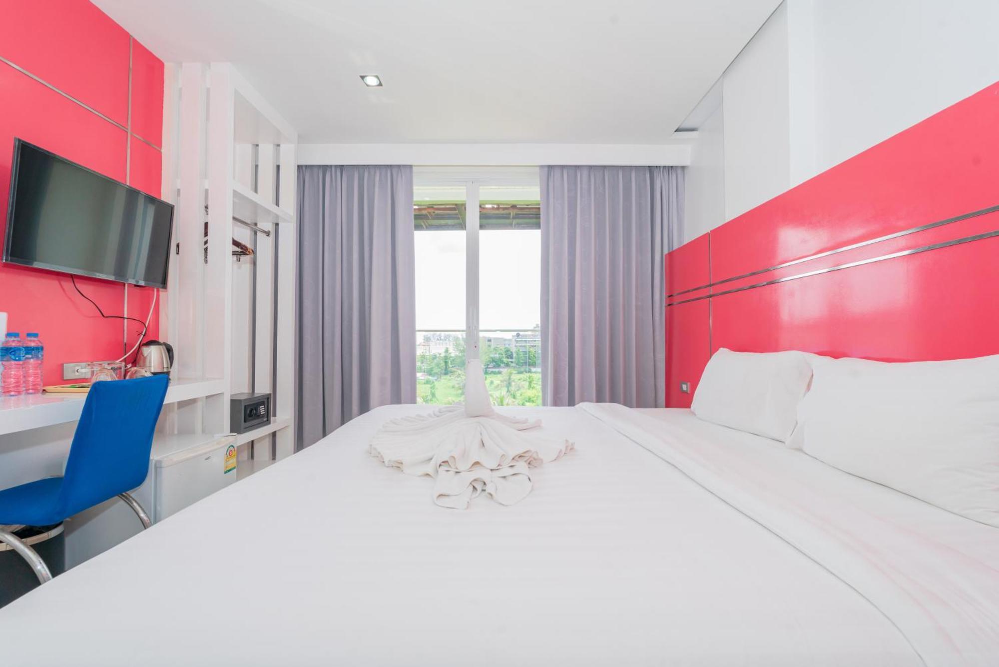 Patong Diamond Hotel エクステリア 写真