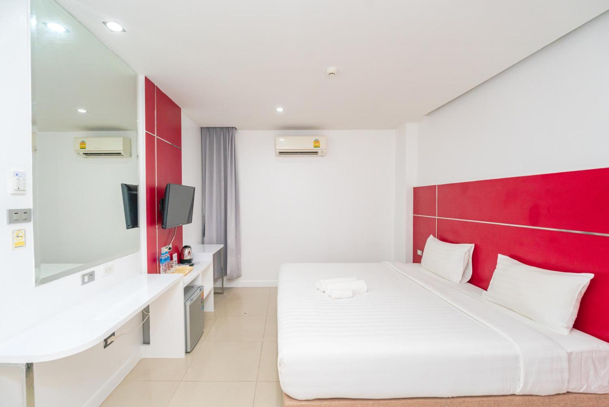 Patong Diamond Hotel エクステリア 写真